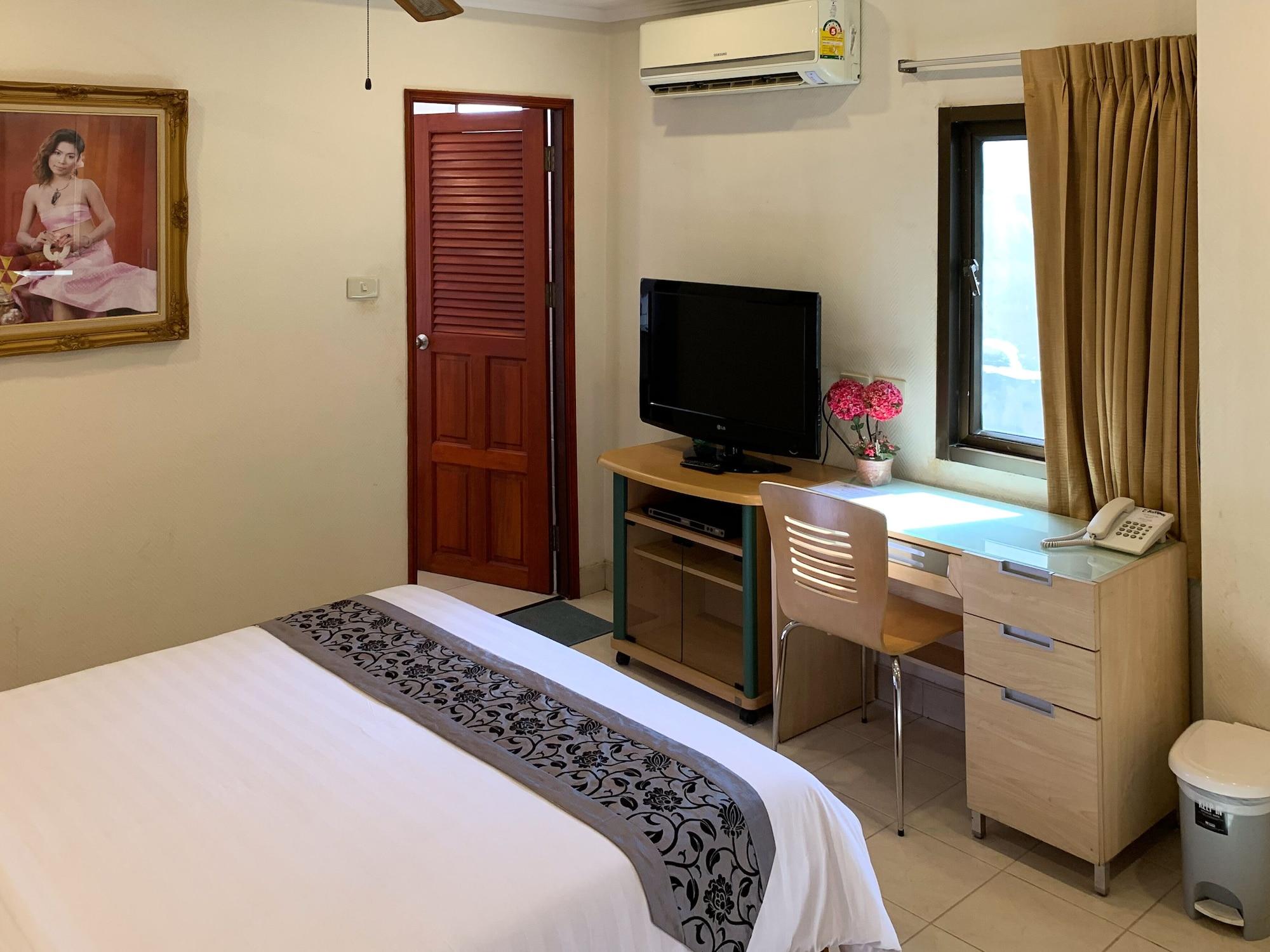 The Classroom Hotel Pattaya Εξωτερικό φωτογραφία