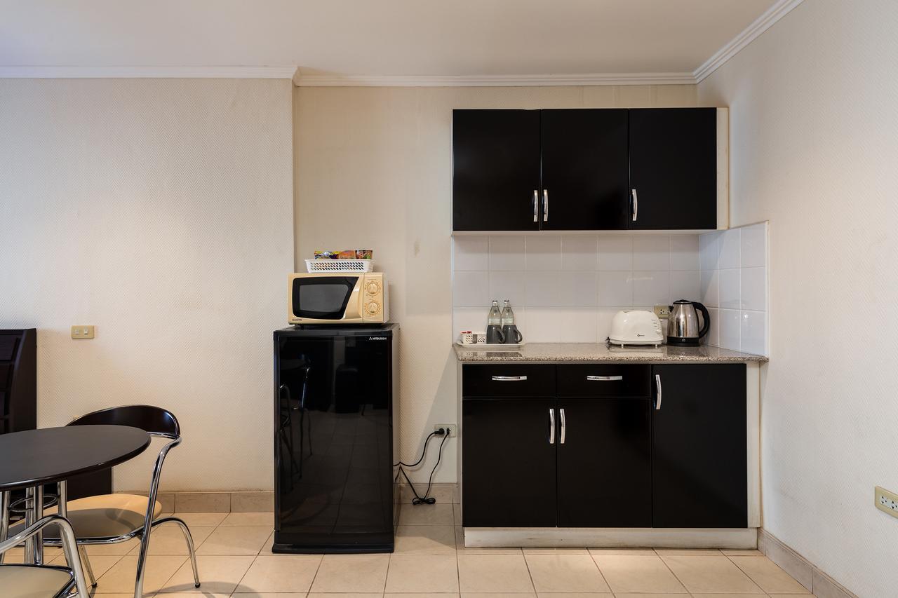 The Classroom Hotel Pattaya Εξωτερικό φωτογραφία